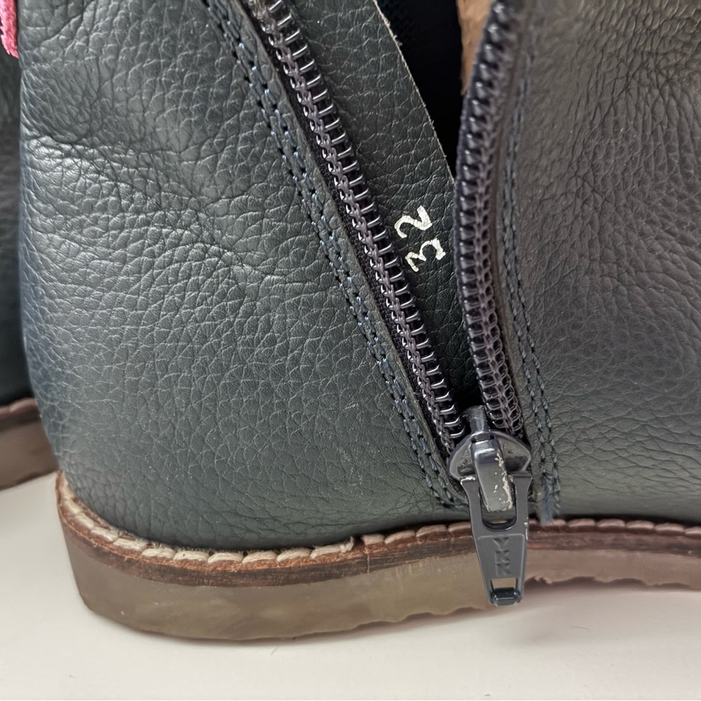 Mini Boden Size 32 Leather Chelsea Boots - Picture 10 of 15